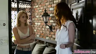 Ginger milf (Kendra James) shows cute blonde (Aurora Belle) a thing or too - Twistys