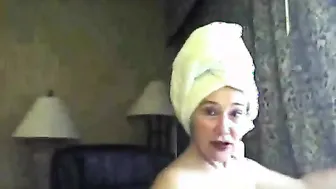 Granny Big boobs on cam