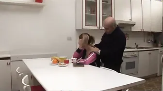 Please daddy, help me to fuck!
