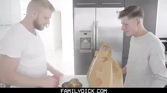 FamilyDick - Muscular Stepdaddy Stuffs His Boy Before Thanksgiving Dinner