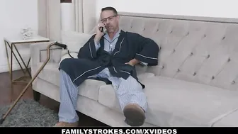 Family Strokes - Pretty Girl (Zoe Sparx) Fucked By Creepy StepGrandpa