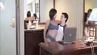 insext mother is sharing without knowing it 01528 - henti incest comic porn - hiding naughty family porn