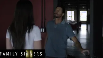 Family Sinners - Nicole Sage Gives Her Stepdad A Tour Of Her Flat & Rides His Cock In Every Corner