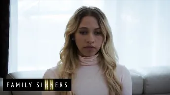 Family Sinners - Jay Smooth Confronts Blonde Khloe Kapri About Her Poor Work & They End Up Fucking