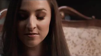 MIXEDX Sexy Therapist Amirah Adara Makes Her Patient Romy Indy Horny Lesbian
