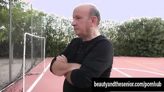 Bendy teen Bunny Baby gets fucked by old Fabien