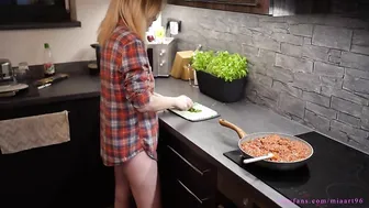 Teen gets many screaming orgasms and deep creampie while trying to get pregnant in kitchen