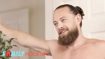 Family Hook Ups - Banging Hot Bella Luna Gets Horny With Her Stepfather & Wants A Taste Of His Cock