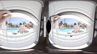 Naughty America - Glorious day to fuck Jewelz Blu by the pool