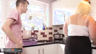 BBW Mature fucks