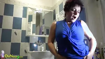 Old matures take off panties