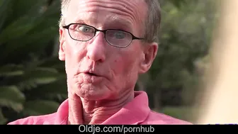 Big old cock teaching anal fuck positions while masturbating pussy