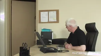 Old Doctor Prescribes Facial to Horny Babe