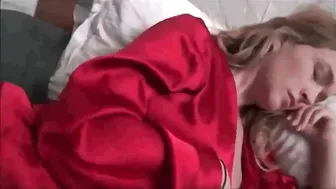 madre enferma folla con su hijo sub español