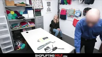 Big Ass MILF Shoplifter Lisey Sweet Caught With Jewelry Fucked By Officer After Deal