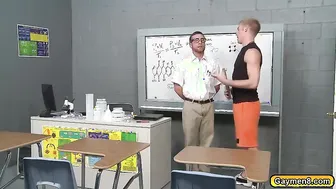 Student let his Teacher suck his dick