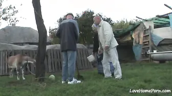 Granny enjoys a cumshot after passionate outdoor fucking